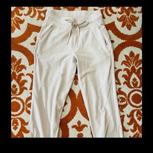 Lululemon joggers